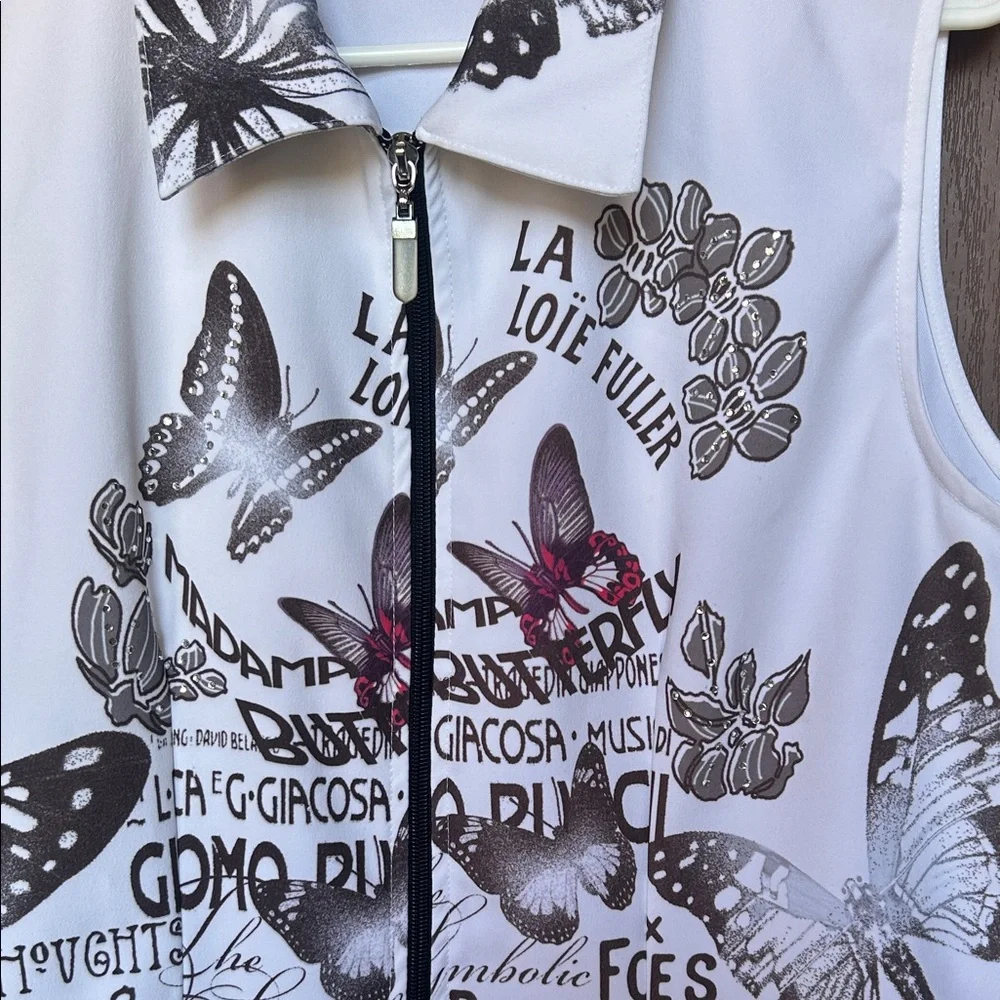 Elegant Butterfly Print Sleeveless Blouse - Picture 2 of 10